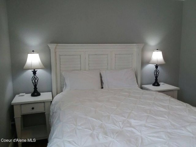 306 2ND ST, 3 3, Mullan, ID 83846