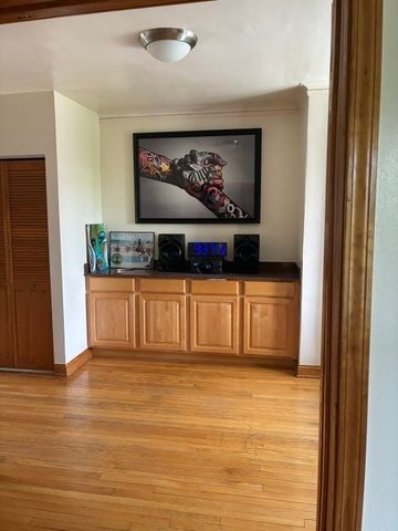 5321 S Michigan Avenue 3, Chicago, IL 60615
