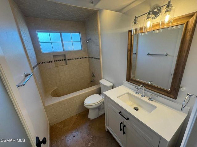 7358 Jumilla Avenue, Winnetka, CA 91306