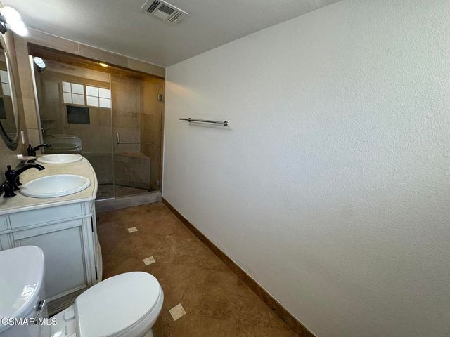 7358 Jumilla Avenue, Winnetka, CA 91306