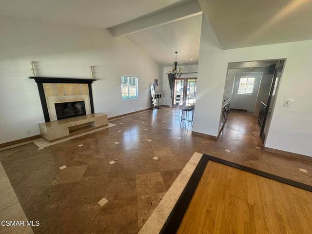 7358 Jumilla Avenue, Winnetka, CA 91306