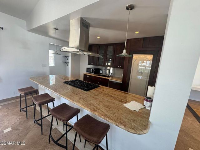 7358 Jumilla Avenue, Winnetka, CA 91306