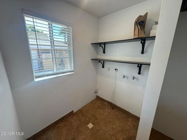 7358 Jumilla Avenue, Winnetka, CA 91306