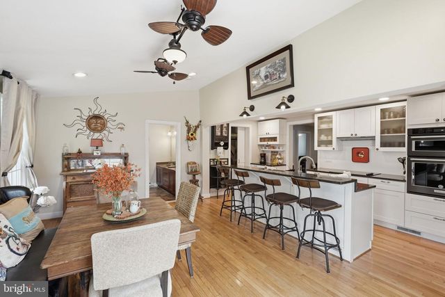 1623 SHORE DR, Edgewater, MD 21037