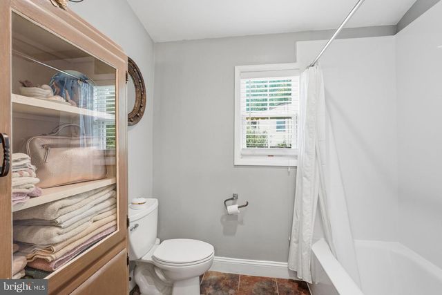 1623 SHORE DR, Edgewater, MD 21037