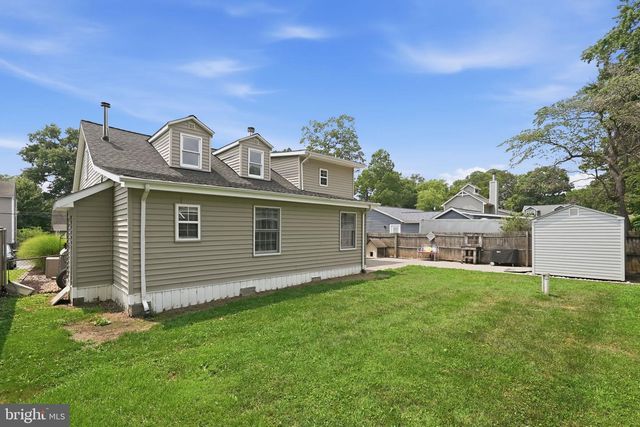 1623 SHORE DR, Edgewater, MD 21037
