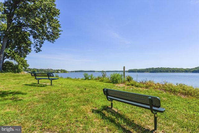 1623 SHORE DR, Edgewater, MD 21037