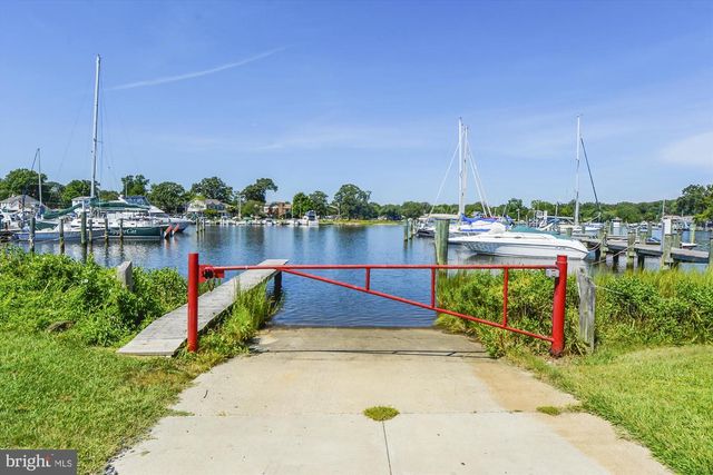 1623 SHORE DR, Edgewater, MD 21037