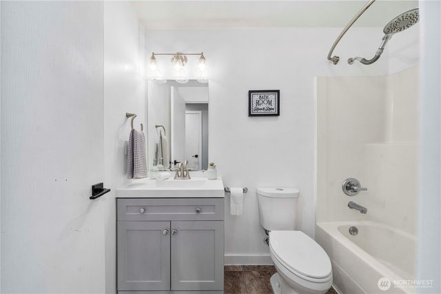 25502 52nd Avenue E, Graham, WA 98338