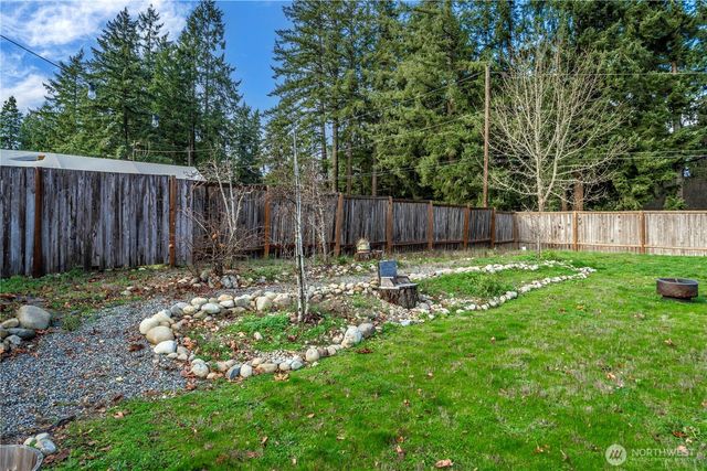 25502 52nd Avenue E, Graham, WA 98338
