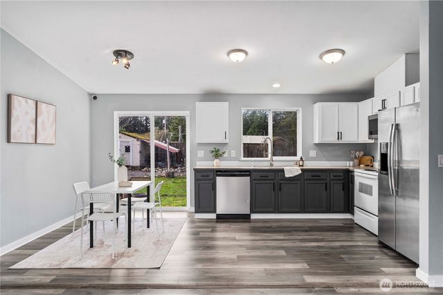 25502 52nd Avenue E, Graham, WA 98338