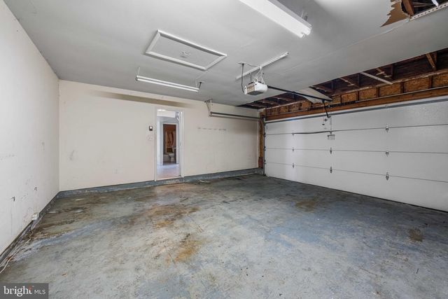 21 CHARLES DR, New Castle, DE 19720