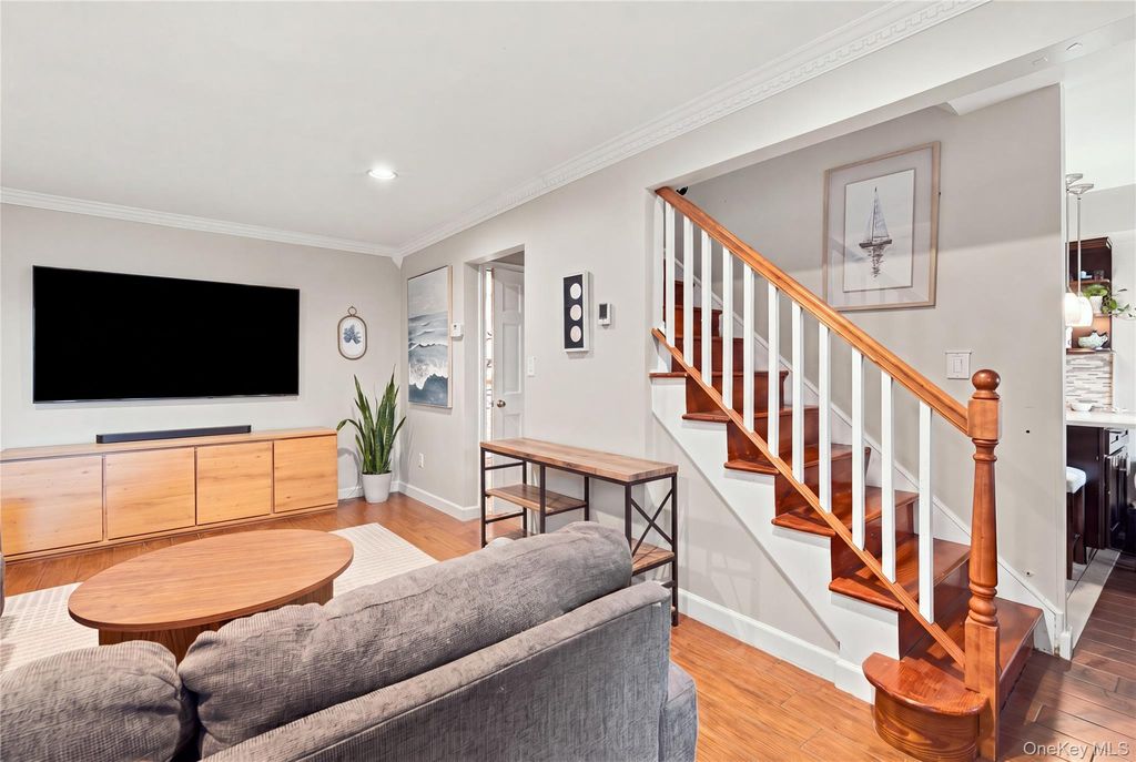 1 Alhambra Drive, Oceanside, NY 11572 — photo 3