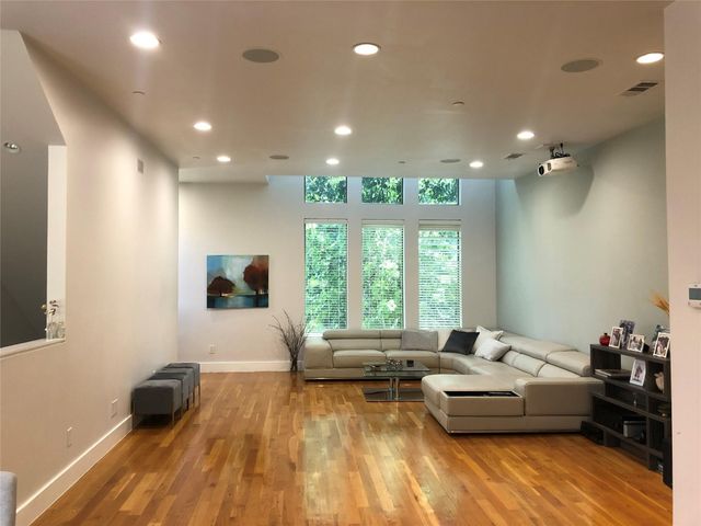 1600 N Haskell Avenue 6, Dallas, TX 75204