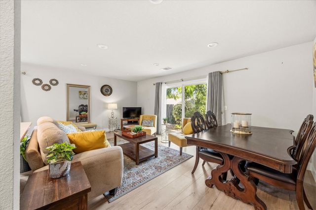 7834 Glen Echo St, Citrus Heights, CA 95610