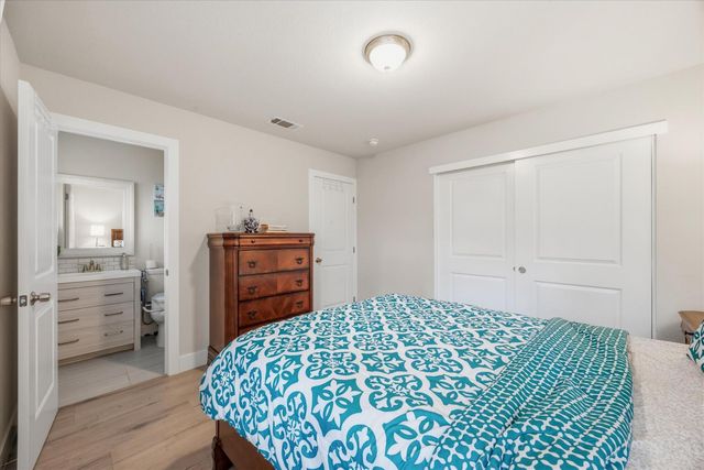 7834 Glen Echo St, Citrus Heights, CA 95610