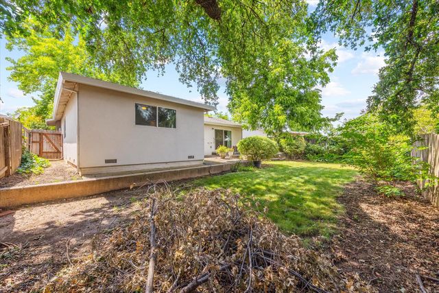 7834 Glen Echo St, Citrus Heights, CA 95610