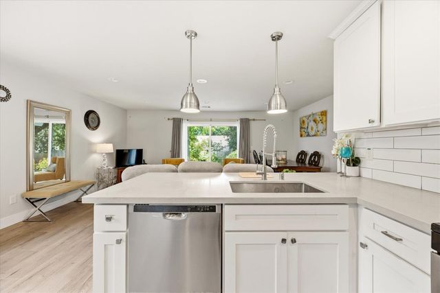 7834 Glen Echo St, Citrus Heights, CA 95610