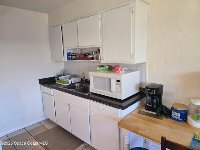 180 Minna Lane 402, Merritt Island, FL 32953