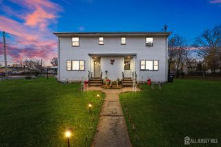 16 Millstone Road, Franklin Twsp, NJ 08873