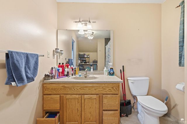 2120 Halls Landing, Manhattan, KS 66502