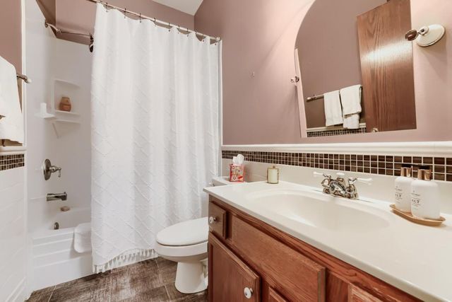 2529 Claremont Drive 38, Mendota Heights, MN 55120