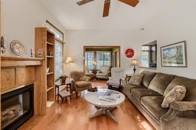 2529 Claremont Drive 38, Mendota Heights, MN 55120