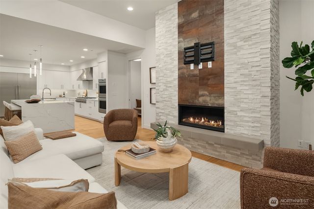 8206 128th Avenue NE, Kirkland, WA 98033