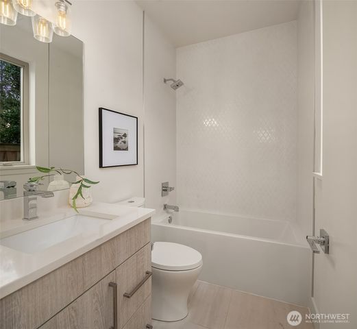 8206 128th Avenue NE, Kirkland, WA 98033