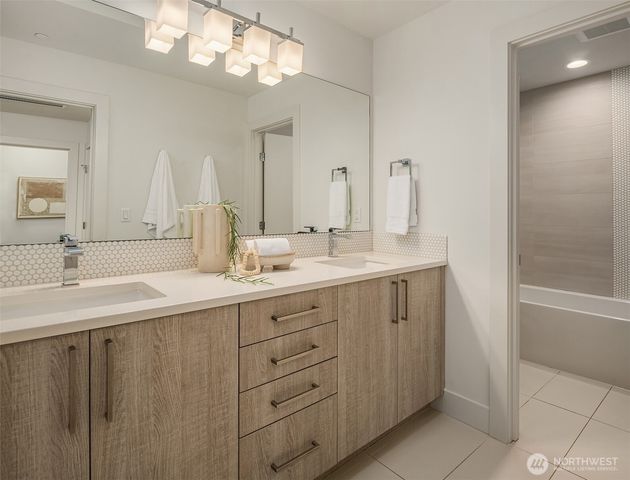 8206 128th Avenue NE, Kirkland, WA 98033