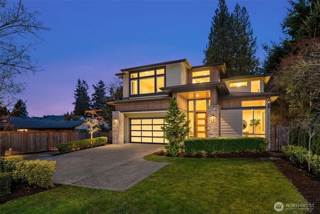 8206 128th Avenue NE, Kirkland, WA 98033