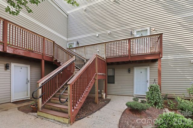 1616 Flynwood Drive F, Charlotte, NC 28205