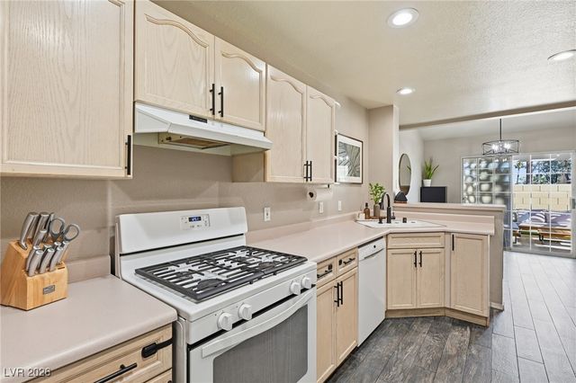 7600 Almeria Avenue, Las Vegas, NV 89128