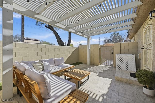 7600 Almeria Avenue, Las Vegas, NV 89128