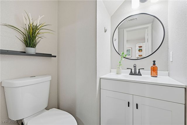 7600 Almeria Avenue, Las Vegas, NV 89128