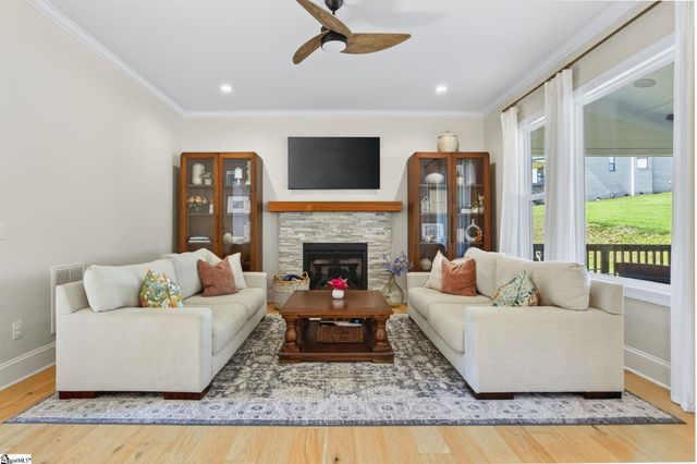 732 Enoree River Place, Greer, SC 29651