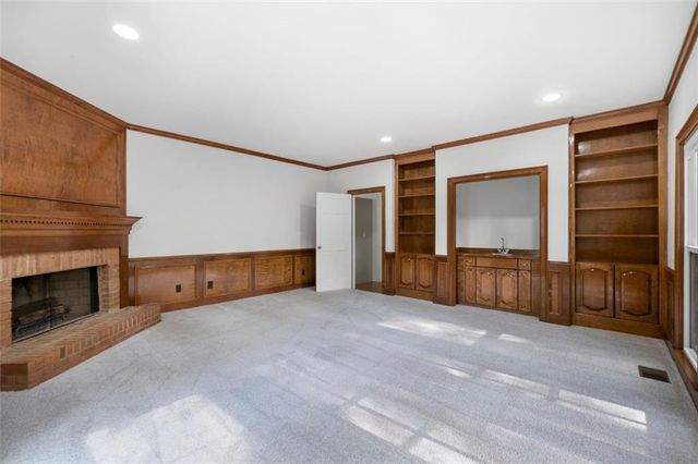 8705 River Bluff Lane, Roswell, GA 30076