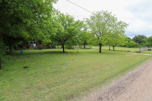 180 Soules Circle, Bruceville Eddy, TX 76524
