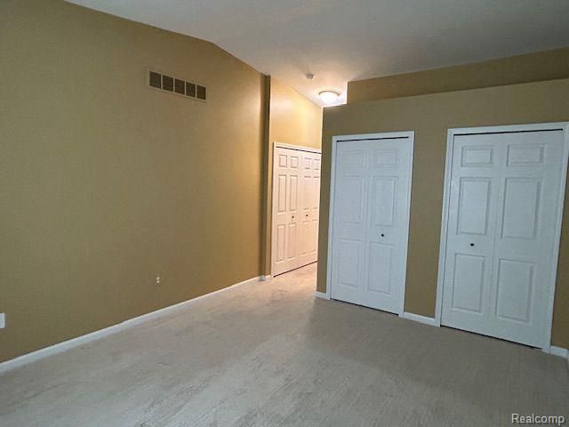 49777 Hidden Valley Drive, Macomb, MI 48044