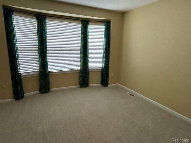 49777 Hidden Valley Drive, Macomb, MI 48044