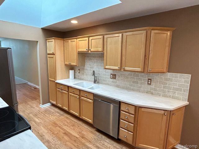 49777 Hidden Valley Drive, Macomb, MI 48044