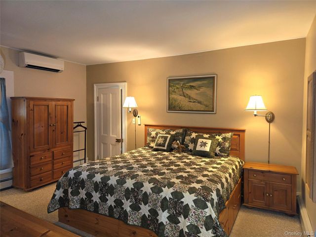 263 Candee Avenue, Sayville, NY 11782