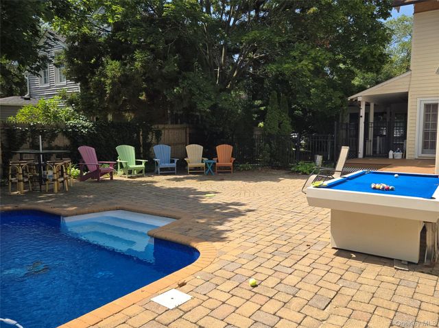263 Candee Avenue, Sayville, NY 11782