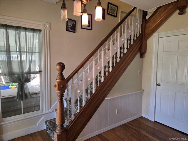 263 Candee Avenue, Sayville, NY 11782