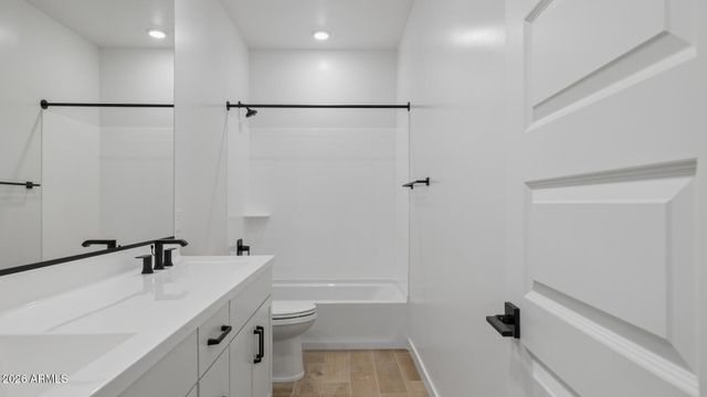 2329 N 29TH Street, Phoenix, AZ 85008