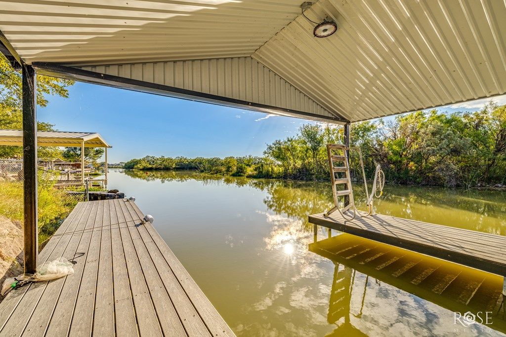 Image 34 of property listing at 1706 Shad Rd, San Angelo, TX 76904