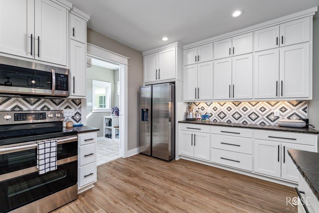 Image 7 of property listing at 1706 Shad Rd, San Angelo, TX 76904