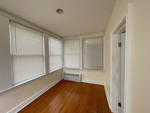 22 Walnut Place 1, Newton, MA 02460