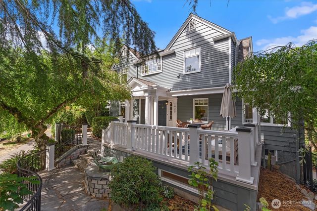 1920 NE Naomi Place, Seattle, WA 98115