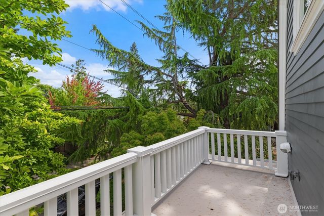 1920 NE Naomi Place, Seattle, WA 98115
